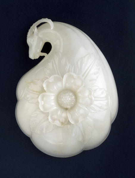 This unique wine cup of white nephrite jade was made for the Mughal emperor Shah Jahan (r. 1628-1658