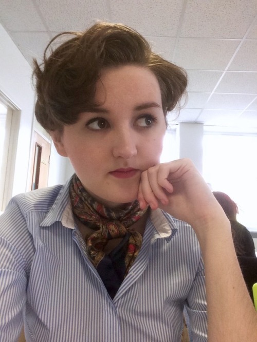 conan-doyles-carnations:I wore my scarf as a cravat today; also my makeup is vaguely based on Stephe