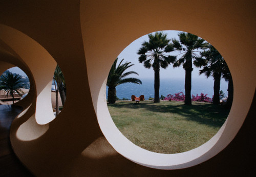 Antti Lovag, finnish architect and Pierre Cardin, french designer: Palais Bulles, Théoule-sur-Mer, n