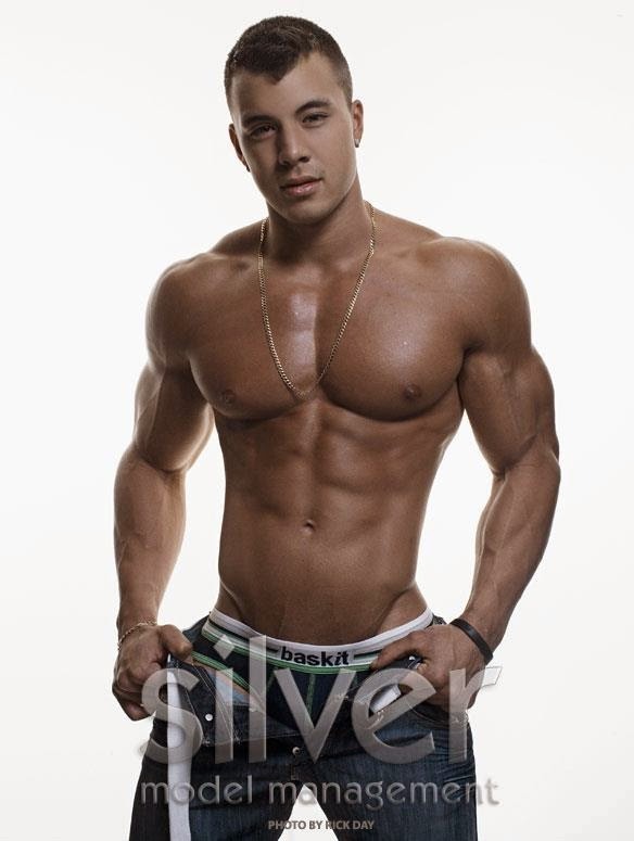 boredinweho:  Mike Carr by Rick day