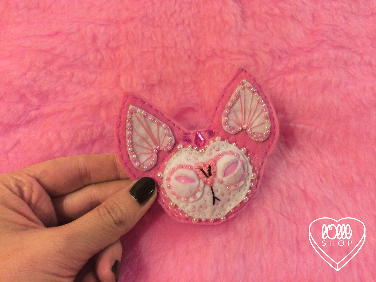 loll3: yay! super exclusive and limited edition Cotton ♡ Candy brooch is now available