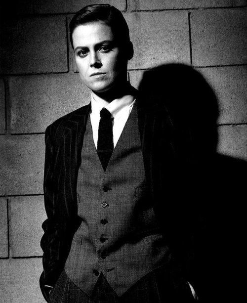 Sigourney Weaver by Helmut NewtonLos Angeles, 1983