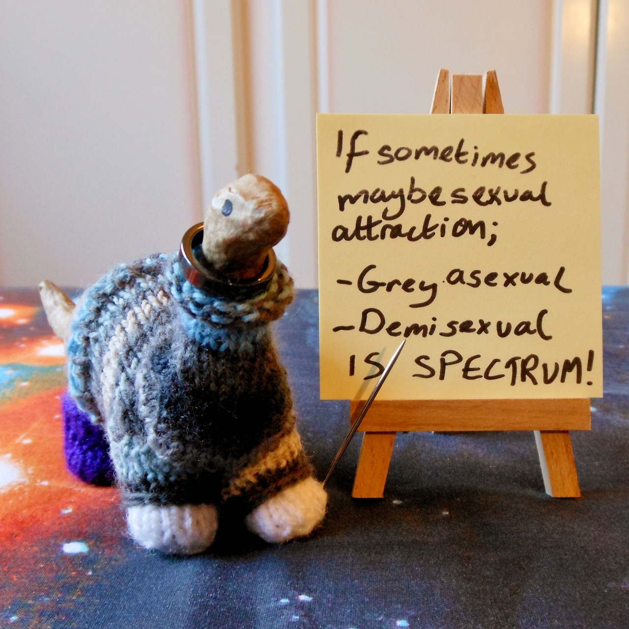 grace-and-ace:  kinkyasexuals:  srfelicidad:  Asexuality by Tiny Dinosaur :)!  I