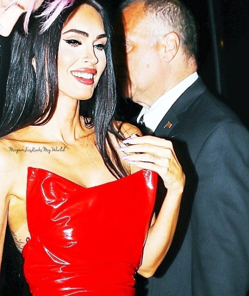 #Megan Fox For Poison Ivy