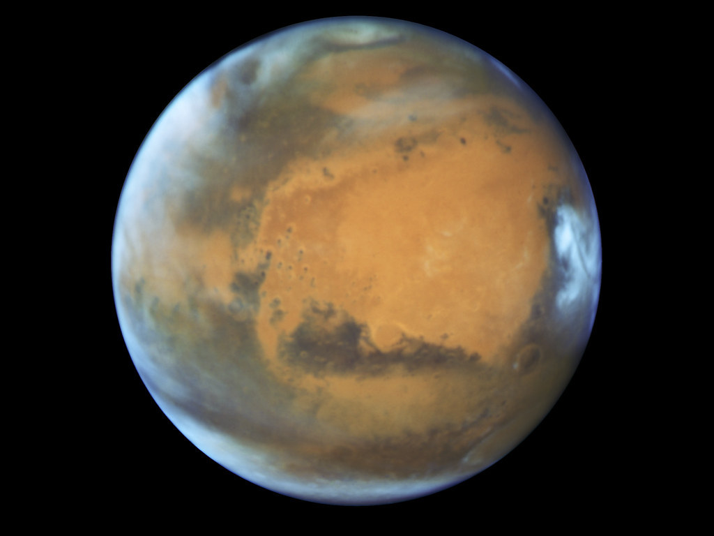 Mars in opposition 2016 by europeanspaceagency