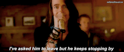 xxfanofmusicxx:  “There’s a ghost in my bedroom, it haunts me at night”Mayday Parade