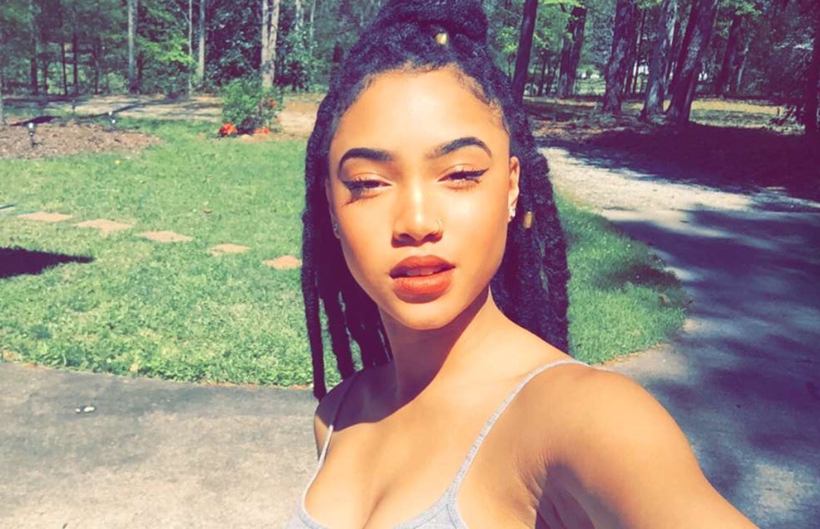 bombshellssonly:  @syddpink 