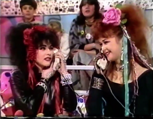 strawberry switchblade