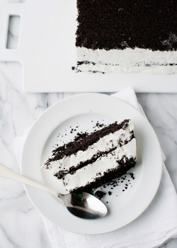 thefoodshow:  Cookies and Cream Icebox Cake