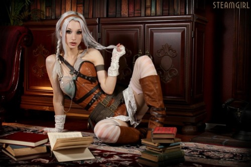 faefemalefantasies:  Kato - Library