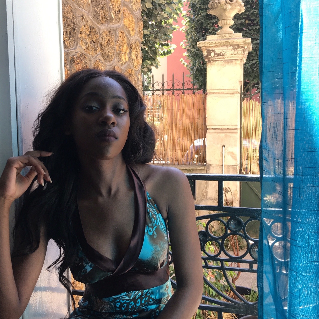noofvcks:https://www.instagram.com/adiy_babe/