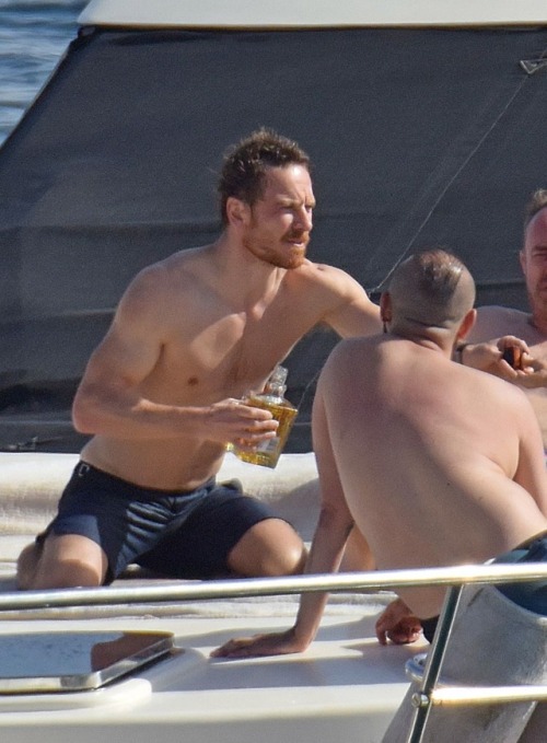 hotfamousmen:  Michael Fassbender adult photos