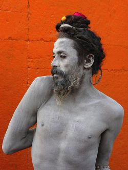 iseo58:Sadhu in Varanasi India