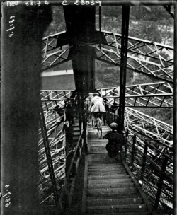 cadenced:  Comfortably before the arrival of disc brakes and suspension to bicycles, a man road down the Eiffel Tower. Found on Retronaut.  