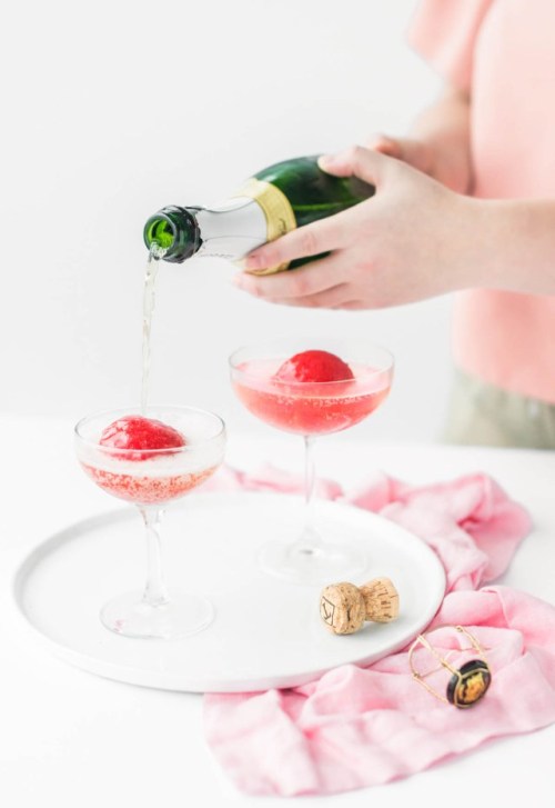 sweetoothgirl:STRAWBERRY AND ROSE SORBET CHAMPAGNE