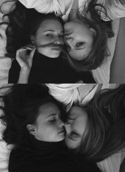 the-inspired-lesbian:  Love and Lesbians ♡ 