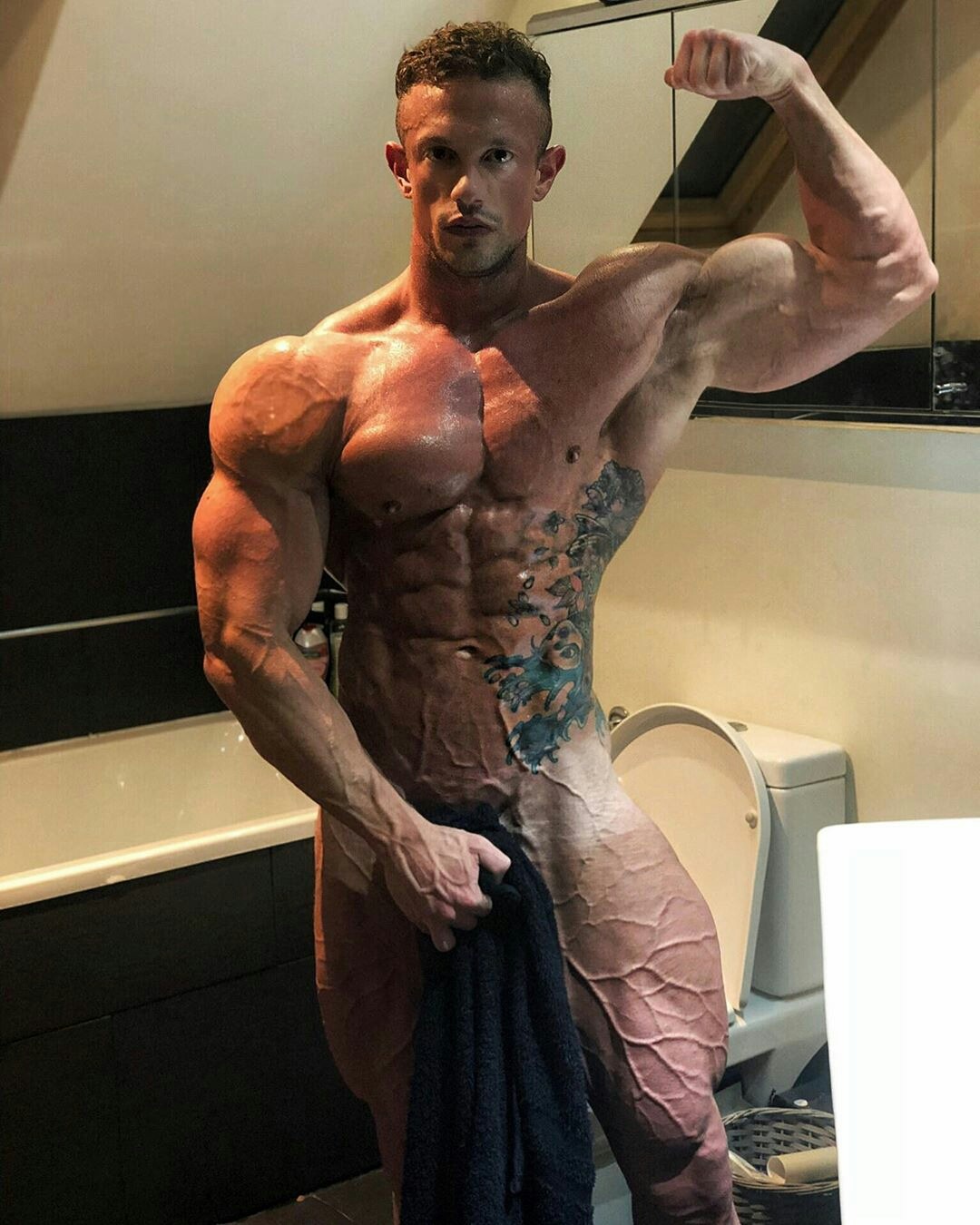 bodybodyman: