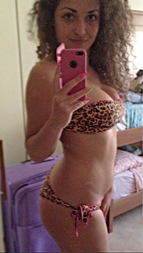 bbustyamateurs:  Busty italian teen Federica ( . Y . ) 