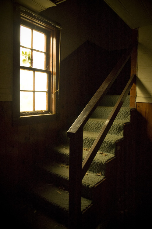 I&rsquo;m starting a blog for photos of staircases i&rsquo;ve come across. Here is a preview.  Name 