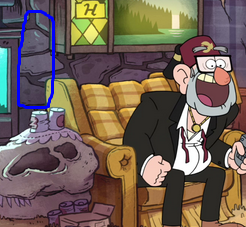 awkwardgravityfallsscreencaps:  The Shack before the Mystery