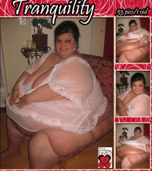 largefatssbbwladies: Fuck a horny fatty tonight - CLICK HERE!