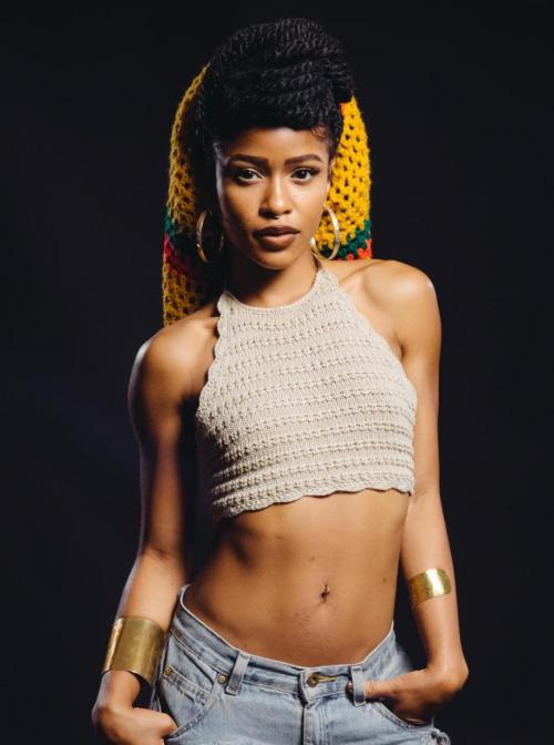 lightninglovesthisfatass:  Simone Battle