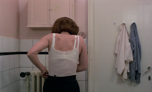  Jeanne Dielman, 23, quai du Commerce, 1080 Bruxelles (Jeanne Dielman, 23 Commerce Quay, 1080 Brusse