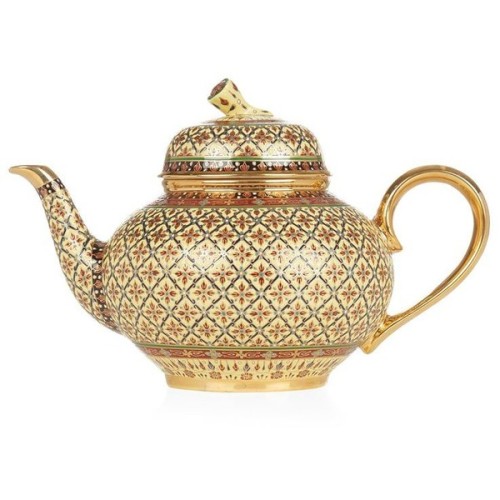 nekoschiby: The East India Company Anna Teapot ❤ liked on Polyvore (see more indian tea pots)