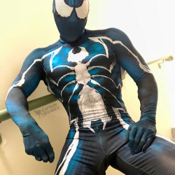 captnspandex:  Suck it, Tom Hardy! . . . #lycra #spandex #instagay #gaystagram #captnspandex #spandexmen #spandexfetish #gayboy #meninspandex #gayspandex #meninlycra #gaylycra #muscle #superherosunday #venom #spiderman