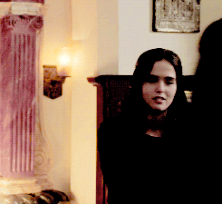 DAILY VAMPIRE ACADEMY