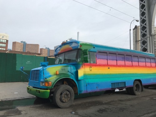 penicillium-pusher: nonlatinx: rittie: htmlove: found this pretty bus today all aboard the gay bu