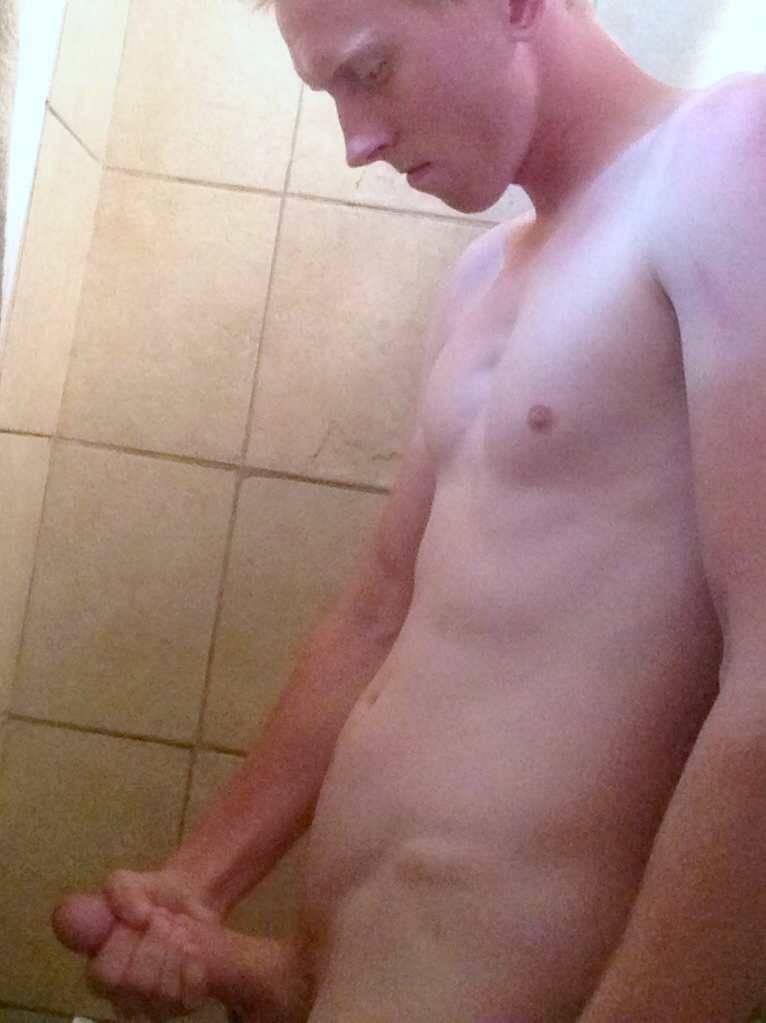 gingerboys:  Visitor submission! Thanks!
