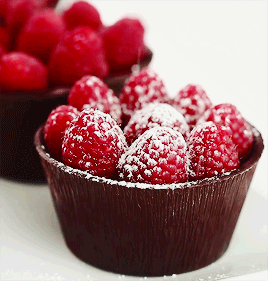 fatfatties:  Raspberry Chocolate Cups