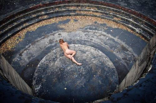 randompantsdesign:  “A Mote in God’s Eye”  With the awesome @minihush.  #model #modeling #nudeart #artnude #nudemodeling #nudephotography #implied #impliednude #guerillanudesrpf #urbex #urbanexploration #decay #abandoned #abandonedplaces #minihushrpf