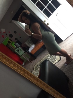 bellathebody:  Strobing💫  🍑🏆BellaTheBody👑💋 