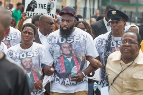 journolist:#BlackLivesMatter: One Year After FergusonPeople Killed by Police in 2015: 704Ferguson an