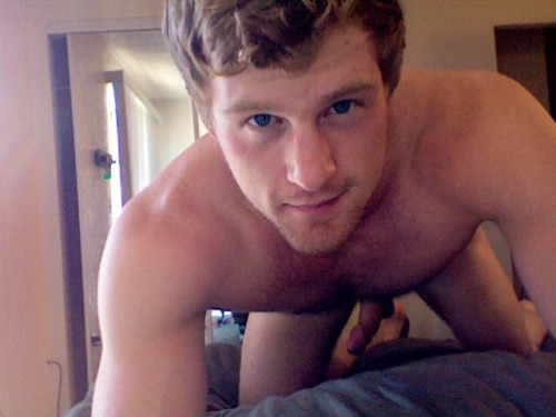guysamateurcrap:  Follow me on: www.guysamateurcrap.tumblr.com and feel free to reblog from the Archive.