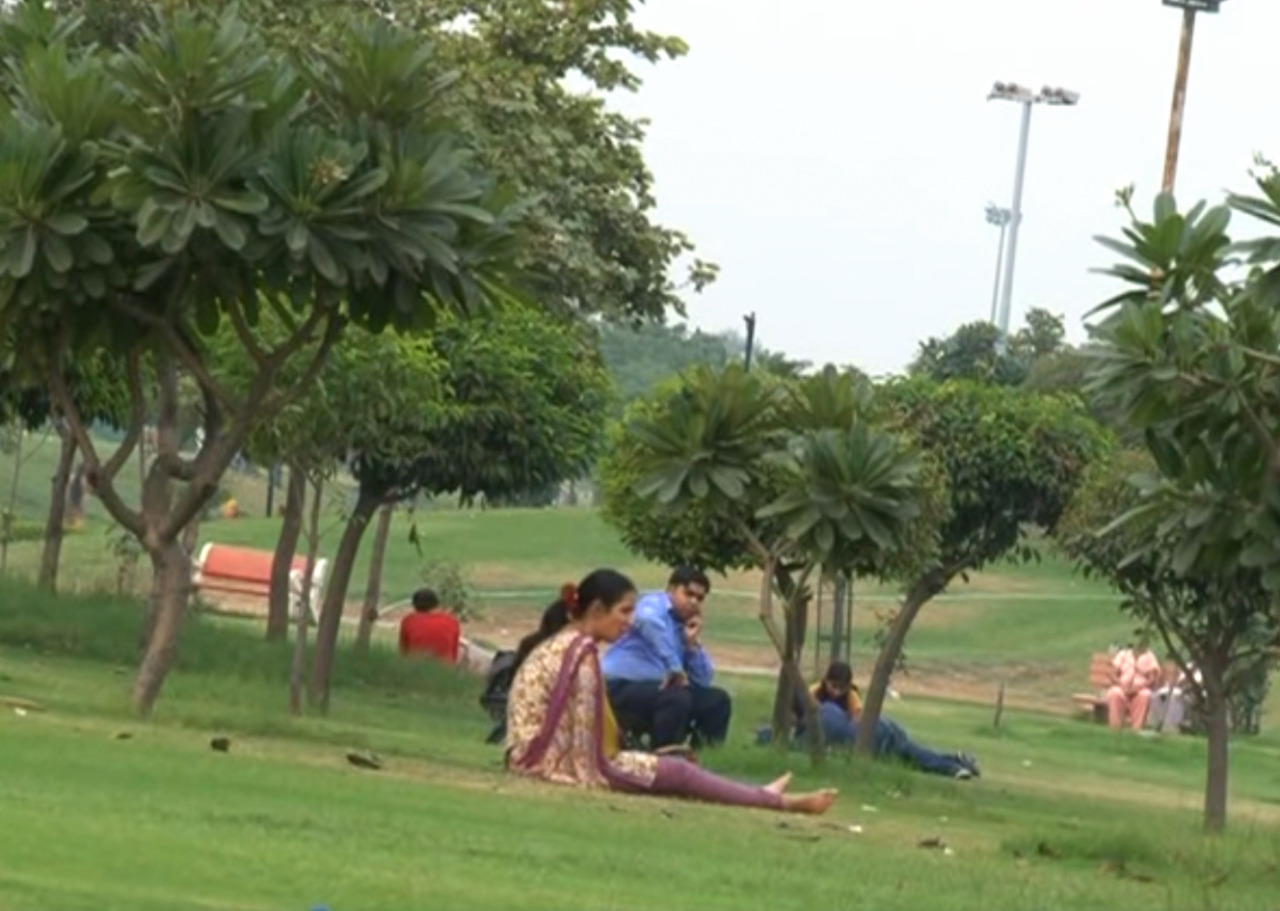 dhrupad:   Mera Apna Sheher (My Own City), directed by Sameera Jain, deals with the