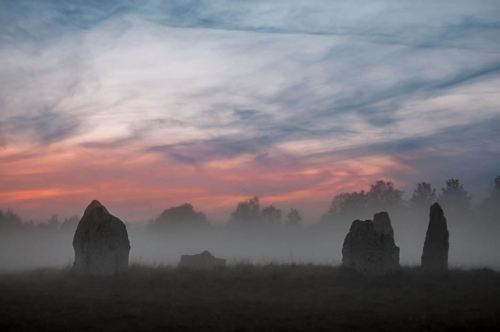 gosiamahoney: Standing stones in the mist Lagatjar Callanish Stones Bodmin Moor Ekorn