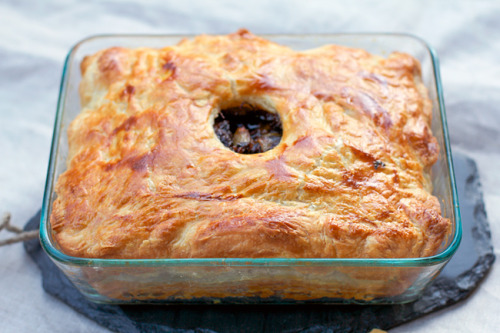 foodffs:  Beef Bourguignon Pot PieReally nice recipes. Every hour.Show me what you cooked!
