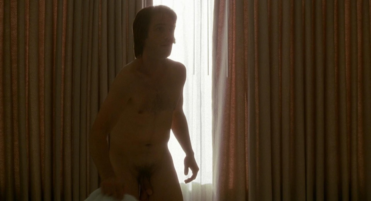 nakedmalecelebs1:  Michael Vartan IN One Hour Photo (2002)