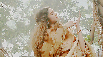 rani-padmavati:Nainowale ne chheda mann ka pyalathe one with beautiful eyes disturbed the cup of the