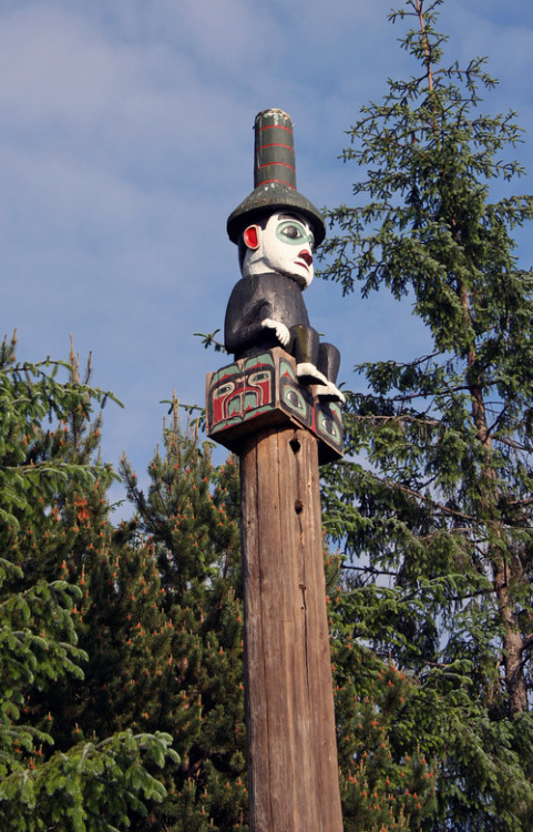 Those embarrasing ancestors: A totem pole can have many reasons for being created. Spirituality, anc