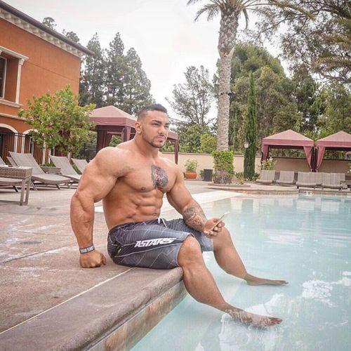 drwannabe:  Tristen Escolastico 