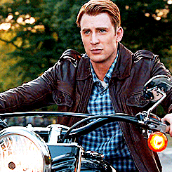 unicorngraphics:  make me choose:└ thegeminisage asked: bucky barnes or steve rogers?