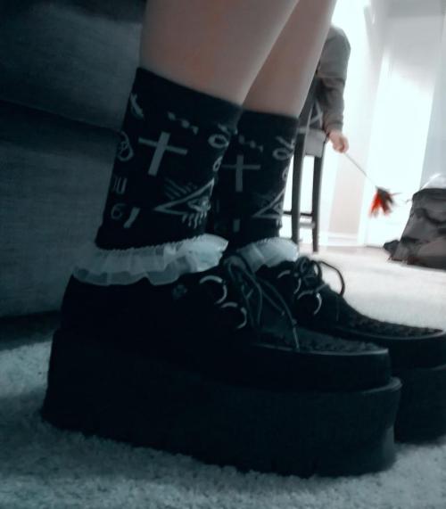 toxicophore:  my new creepers