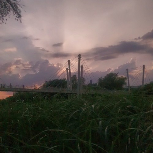 jonatancarrillo:  Tengo muchos atardeceres para compartir. #UnaFotoUnaHistoria