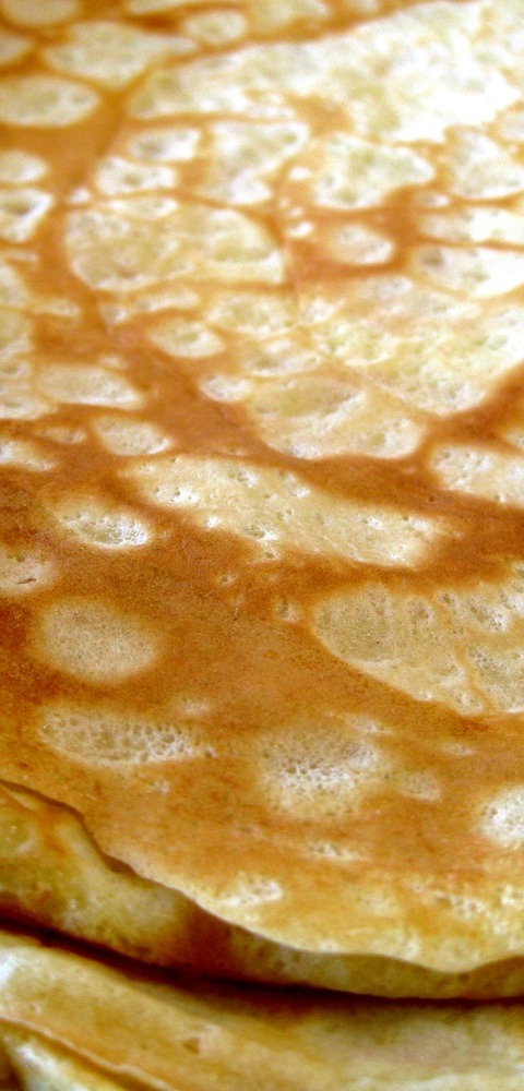 Crpes With Homemade Applesauce