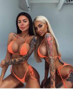 Inkeduppirates:  #Beautifulgirls @Alena_Omovych And @Merzybitch  #Beautiful #Inkedup_Pirates