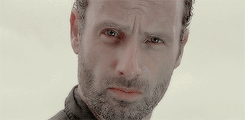  make me choose ♡ floatingkitty asked: ↳ Game of Thrones or The Walking Dead 